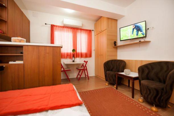 Centar 1 Private Room With Ensuite And Kitchenette Split Zewnętrze zdjęcie