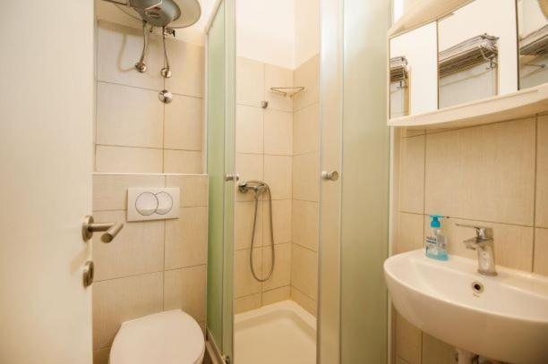 Centar 1 Private Room With Ensuite And Kitchenette Split Zewnętrze zdjęcie